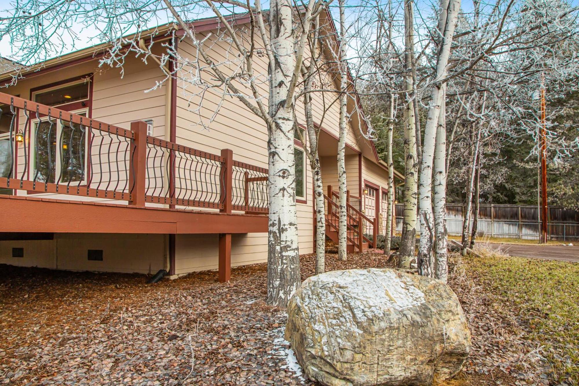Paniolo Inn Whitefish Bagian luar foto